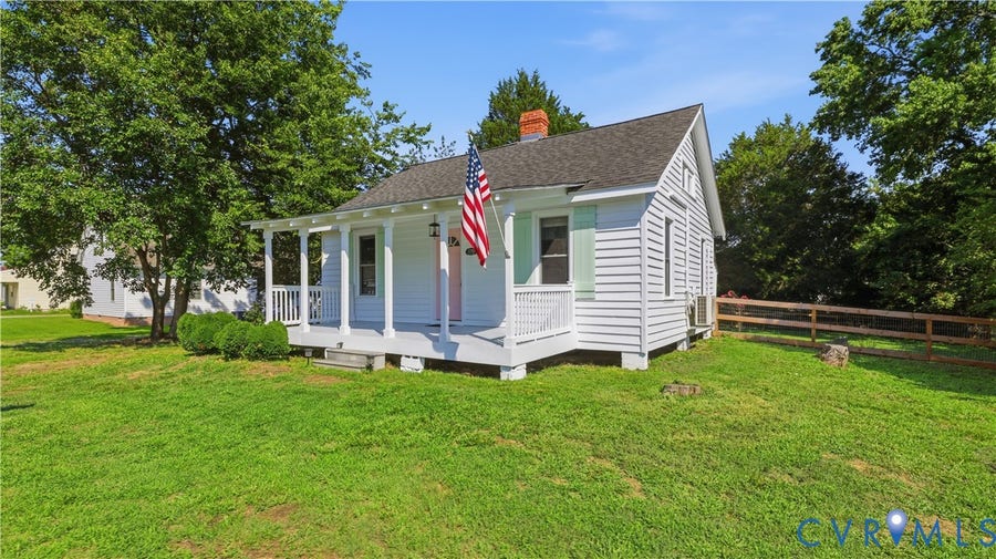 Property photo for 1252 Eubanks Road, Dunnsville, VA