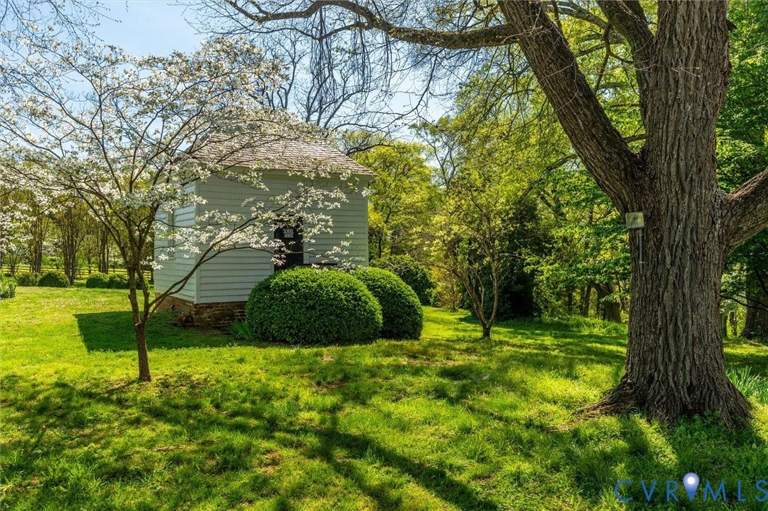 12601 River Rd, Goochland, VA 23238