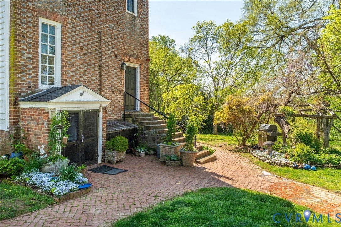 12601 River Rd, Goochland, VA 23238