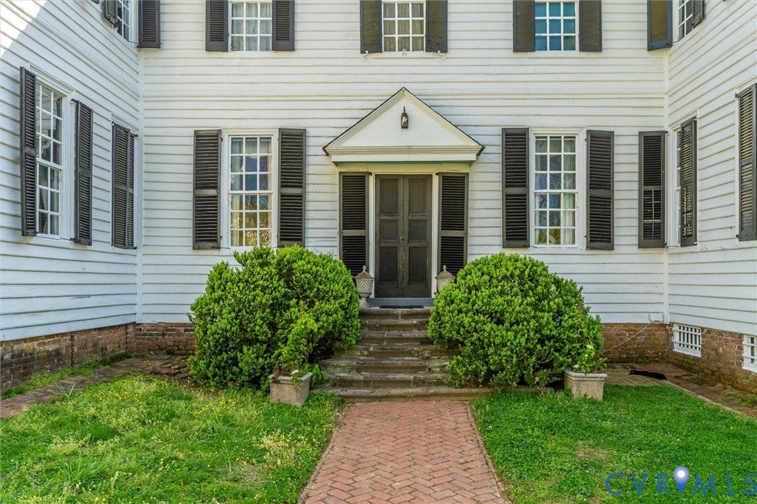 12601 River Rd, Goochland, VA 23238
