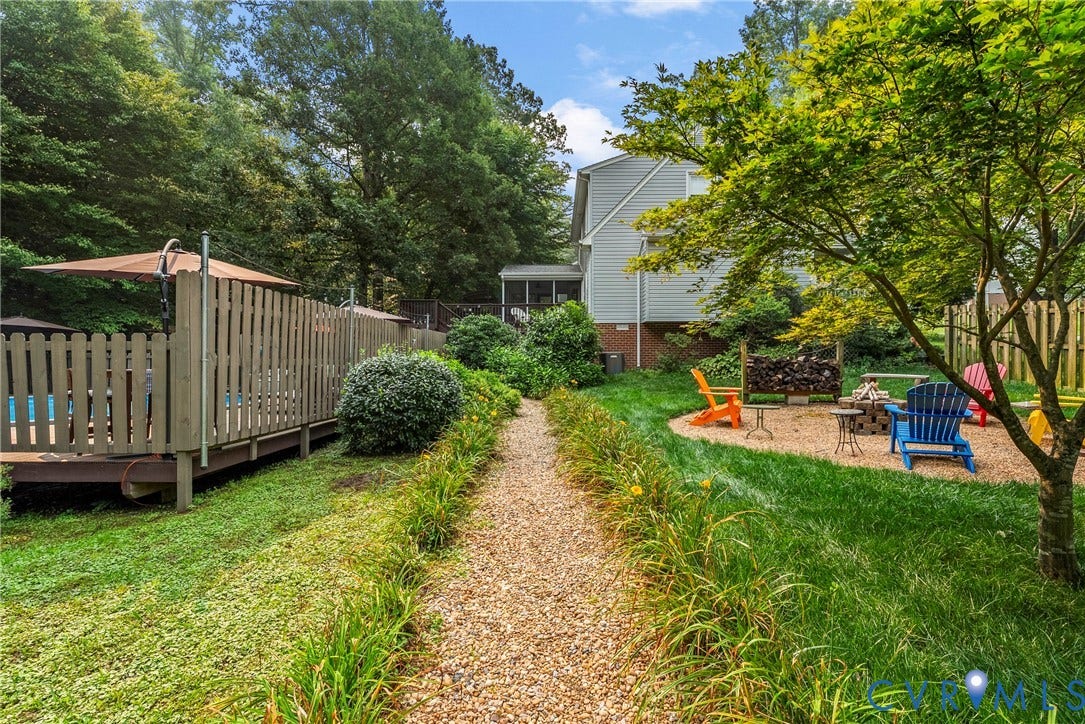 14201 Sonnenburg Drive, Chester, VA 23831
