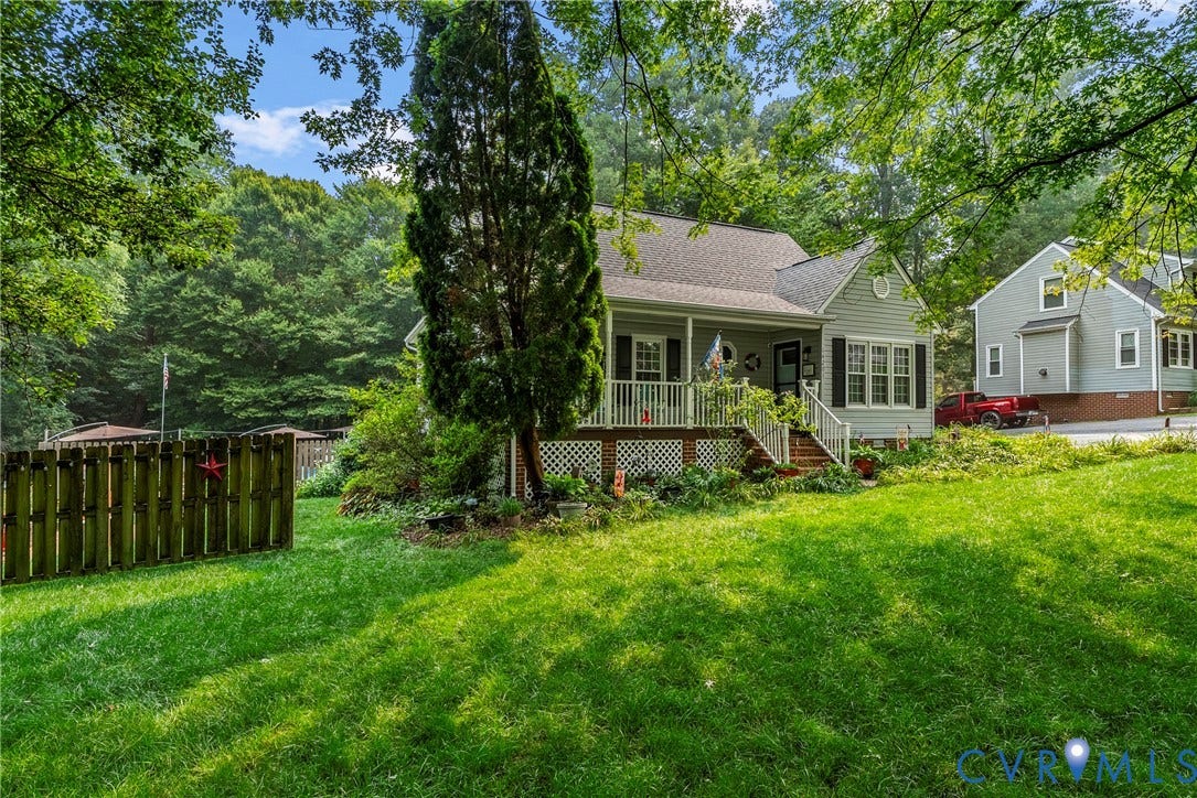 14201 Sonnenburg Drive, Chester, VA 23831