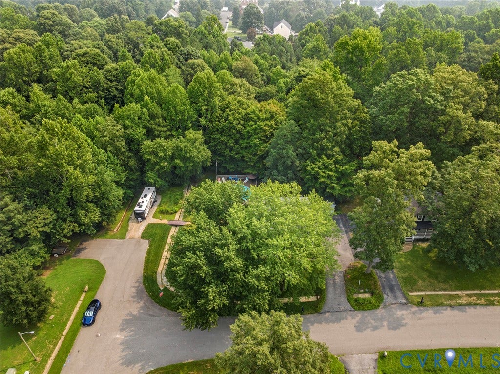 14201 Sonnenburg Drive, Chester, VA 23831