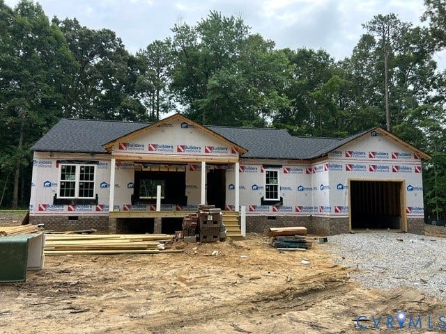 Property photo for 2939 Kingsdale Road, Chester, VA