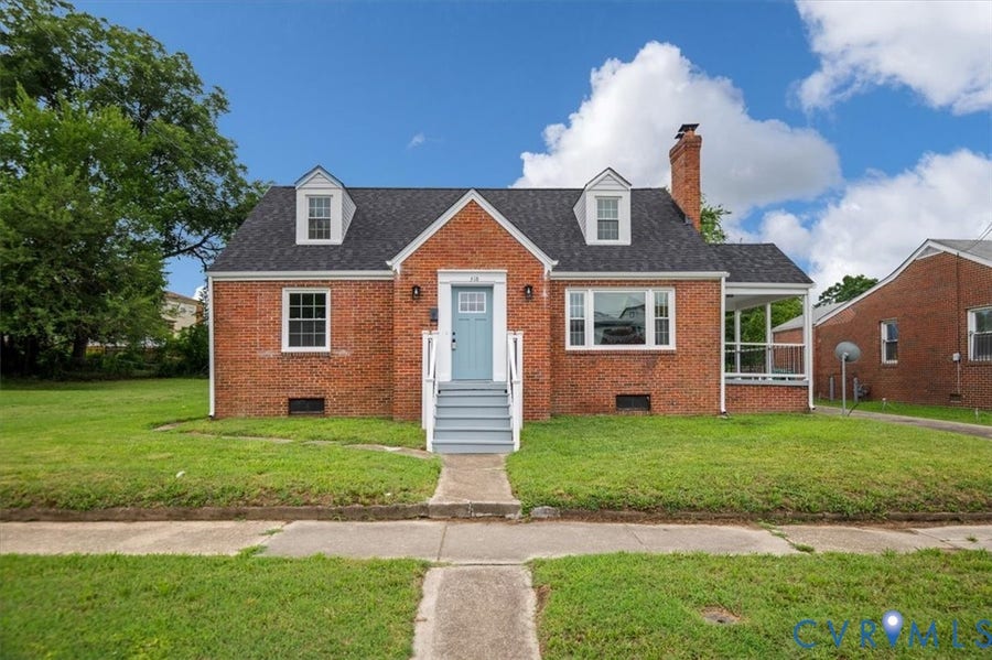 Property photo for 318 St Matthew Street, Petersburg, VA