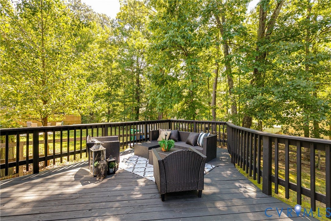 2825 Ashley Glen Drive, Henrico, VA 23233 Great for entertaining