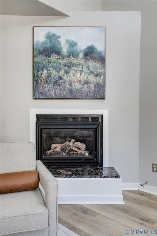 2825 Ashley Glen Drive, Henrico, VA 23233 Gas Fireplace--just inspected and works great.