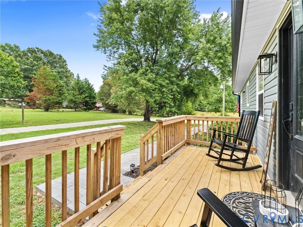 3573 Jefferson Landing Road, Powhatan, Powhatan, VA 23139 Front Porch