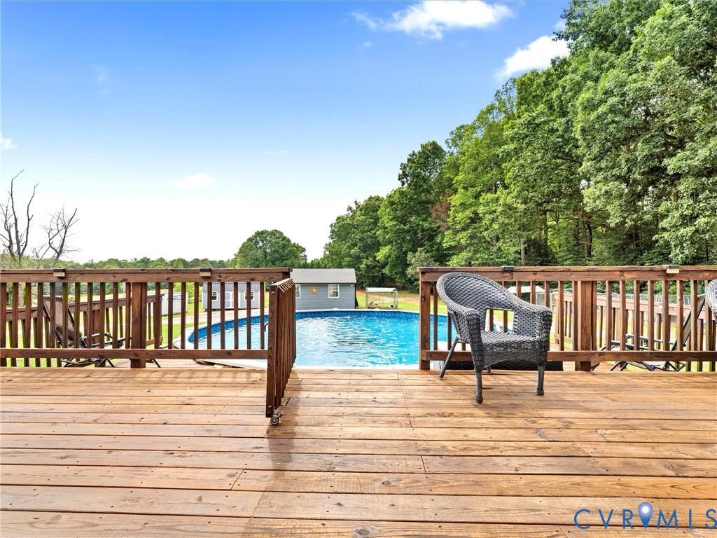 3573 Jefferson Landing Road, Powhatan, Powhatan, VA 23139 Rear deck leading to pool