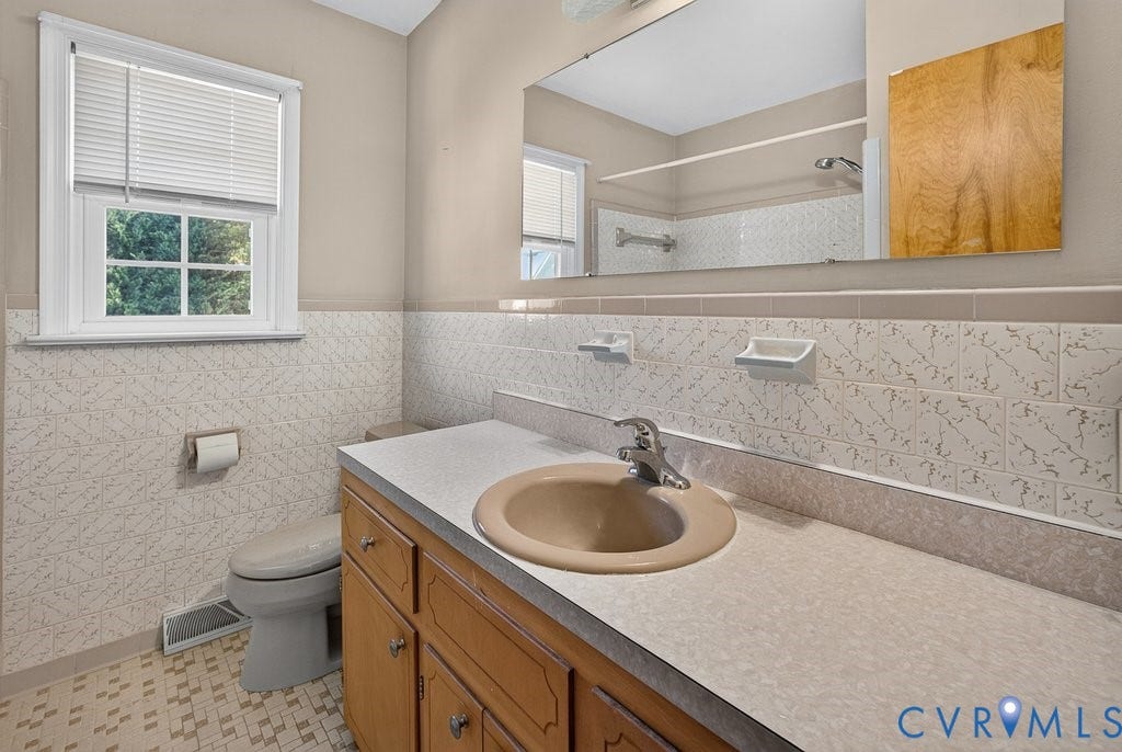 4504 Nambe Circle, Richmond, VA 23237 4504 Nambe Circle, Richmond, VA 23237