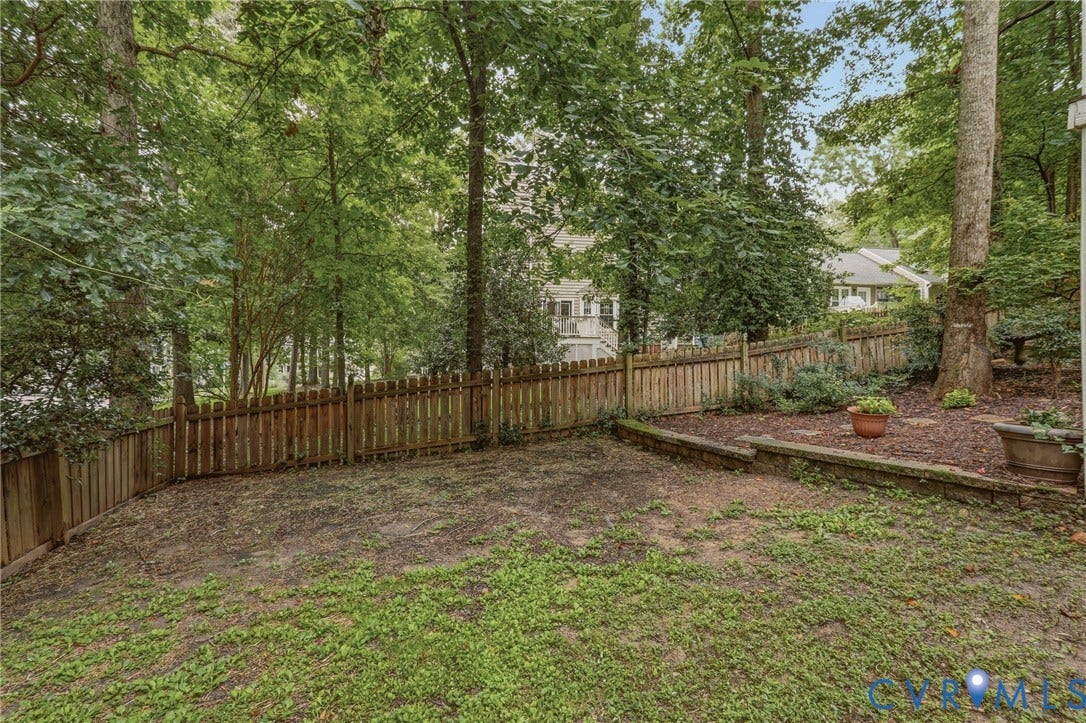 Lots of room to throw the ball in this backyard!