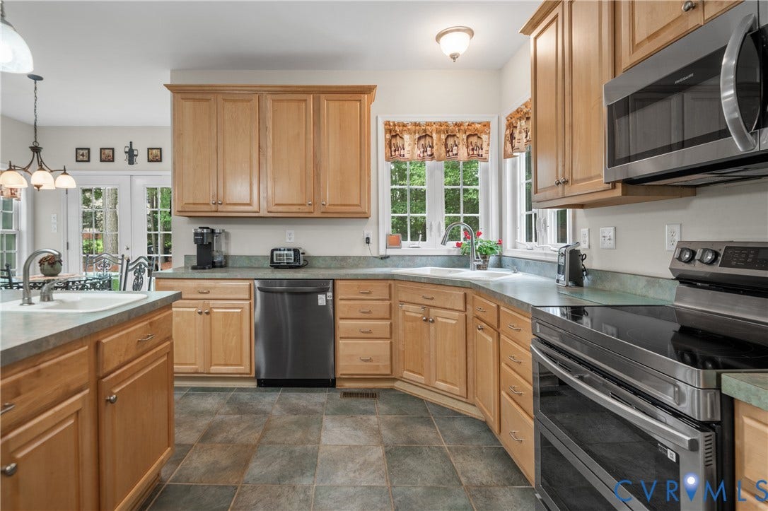 4901 Claybon Lane, Chester, VA 23831 4901 Claybon Lane, Chester, VA 23831