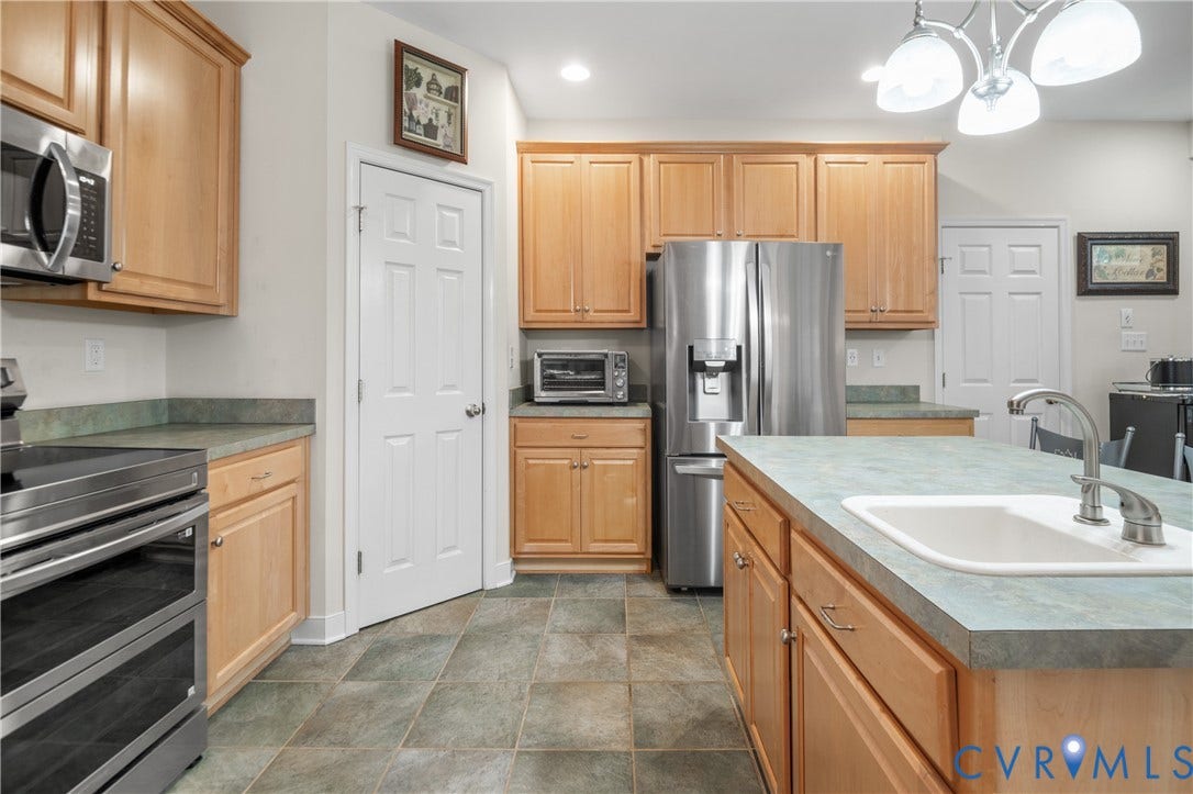 4901 Claybon Lane, Chester, VA 23831 4901 Claybon Lane, Chester, VA 23831