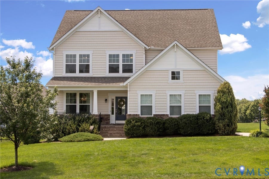 Property photo for 1813 James Overlook Drive, Chester, VA