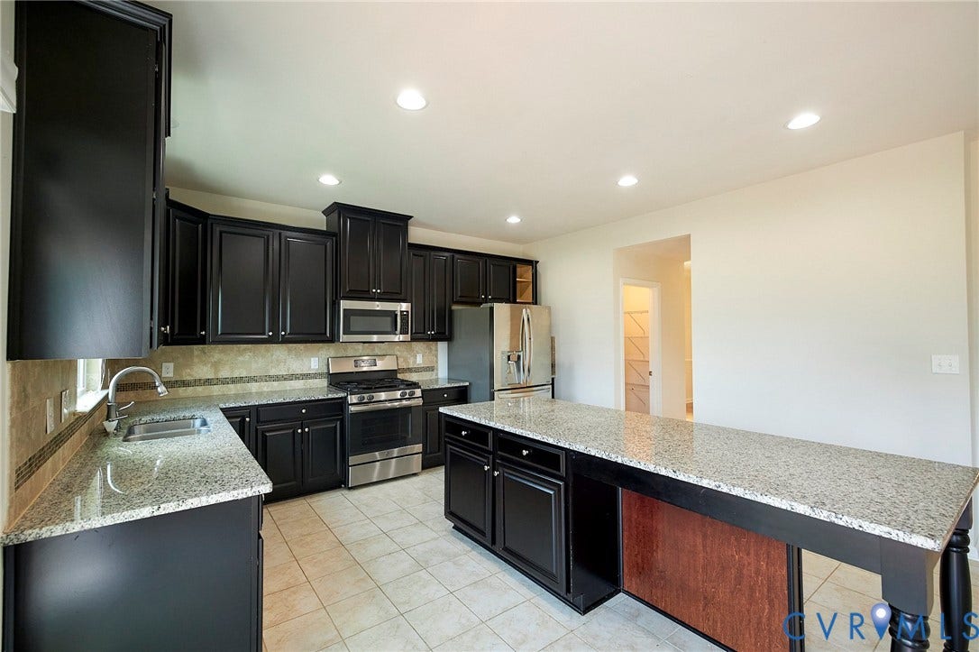 4535 Paxton Glen Court, 3W120, Glen Allen, VA 23059 Kitchen