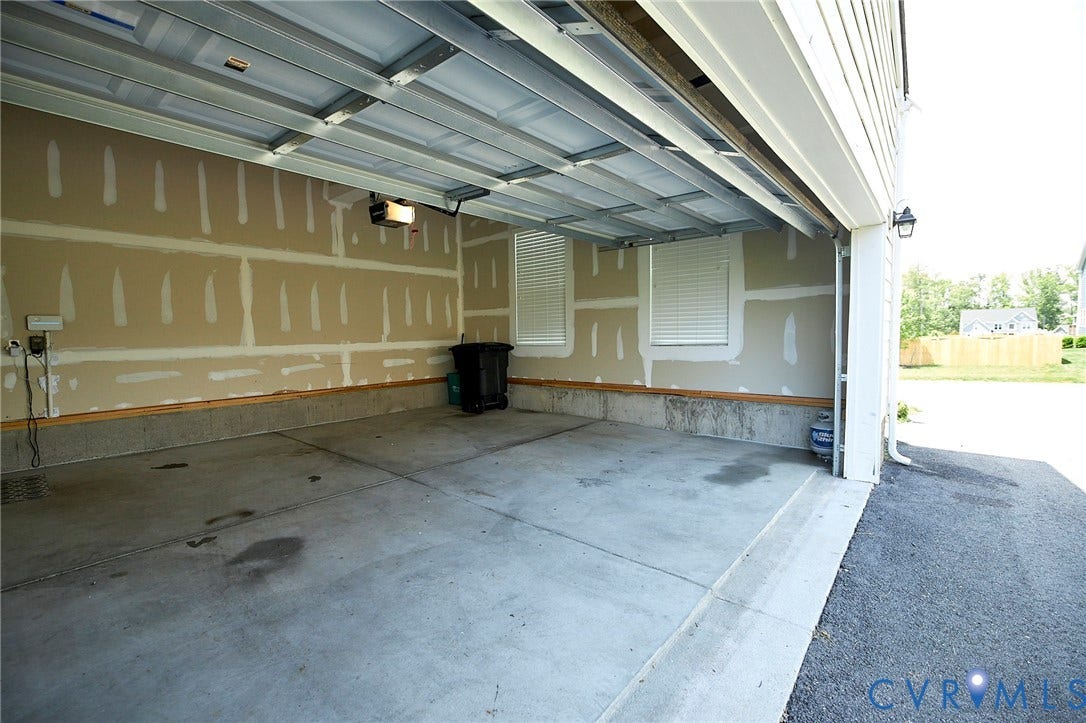 4535 Paxton Glen Court, 3W120, Glen Allen, VA 23059 Garage