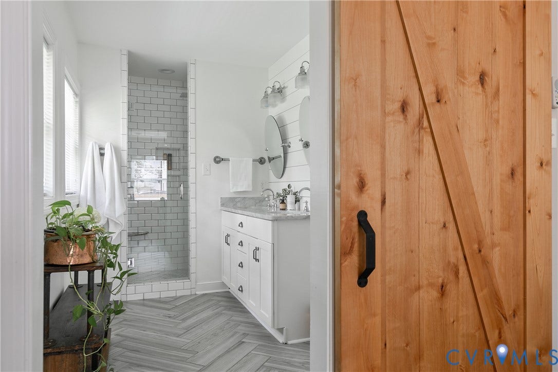 4549 Arrowhead Road, Stratford Hills, Richmond, VA 23235 Primary ensuite bath
