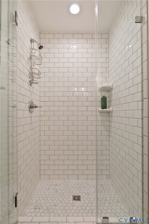 4549 Arrowhead Road, Stratford Hills, Richmond, VA 23235 Upstairs hall bathroom shower