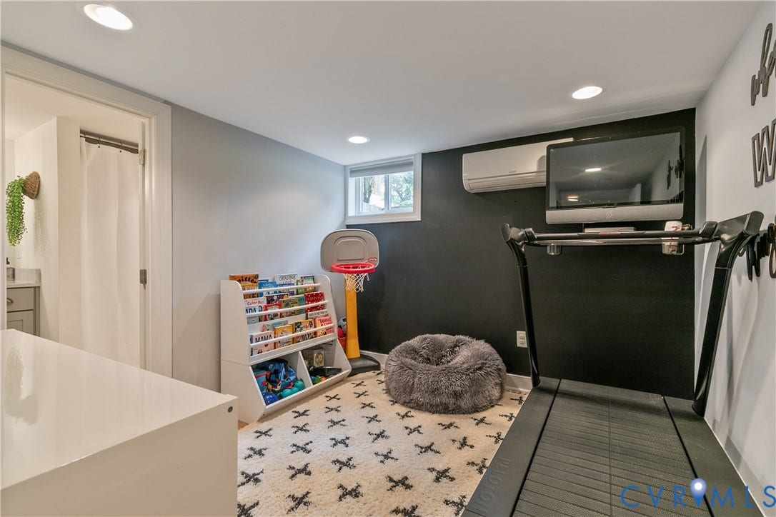 4549 Arrowhead Road, Stratford Hills, Richmond, VA 23235 The basement flex room connects directly to a full bathroom.