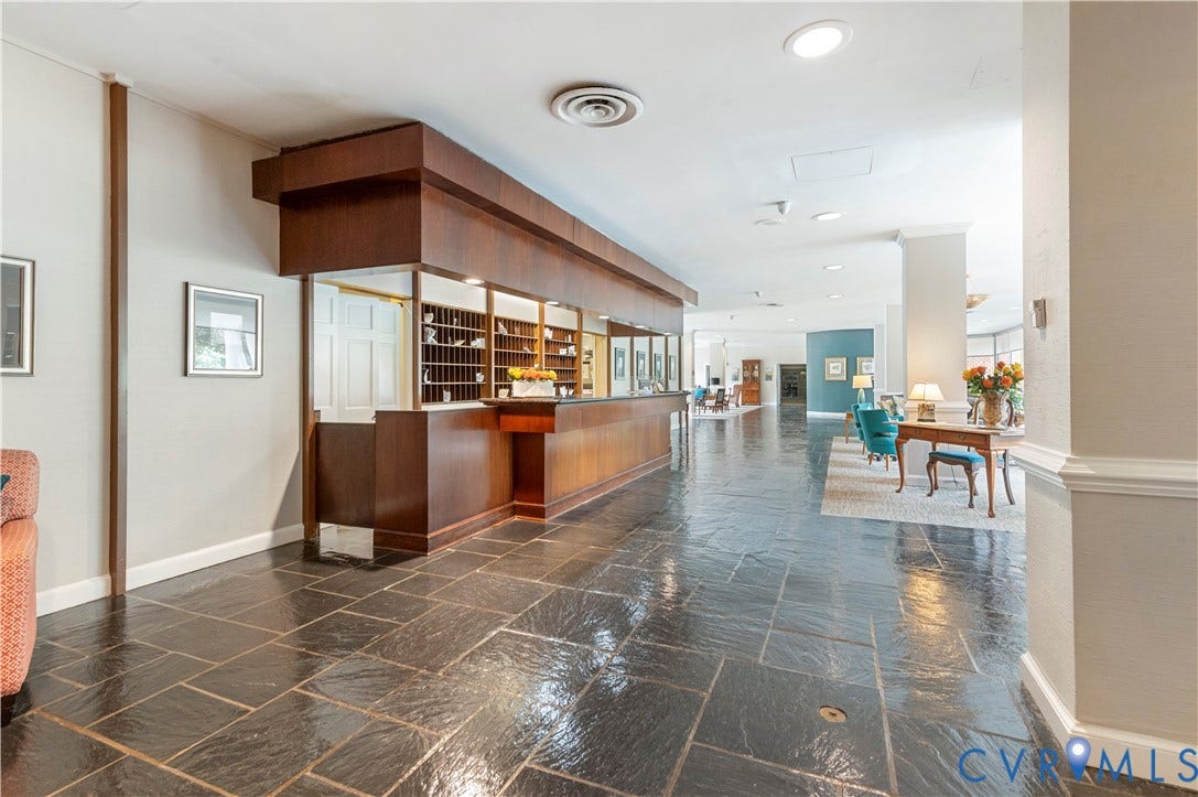 5100 Monument Avenue, #804, Willow Lawn Area, Richmond, VA 23230 Front Desk