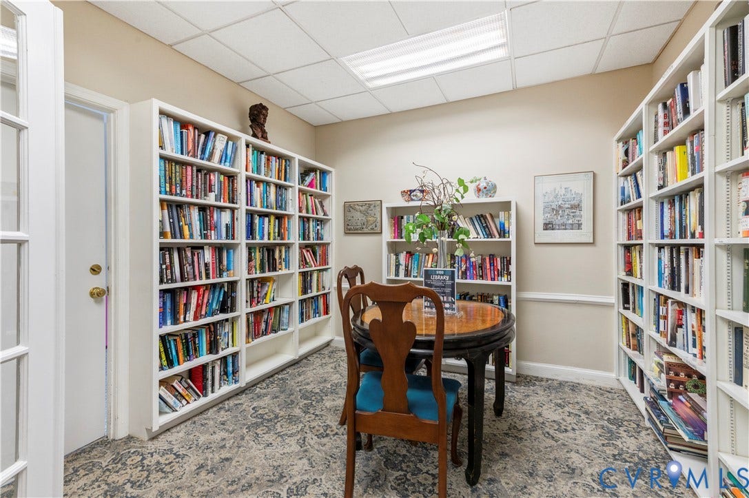 5100 Monument Avenue, #804, Willow Lawn Area, Richmond, VA 23230 In Community Area