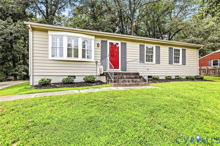 Property photo for 220 Biltmore Drive, Colonial Heights, VA