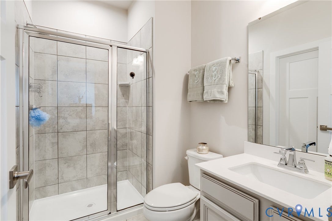 18301 Sagamore Drive, Hampton Pointe, Moseley, VA 23120 Downstairs full bath