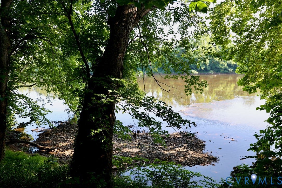 5300 Cartersville Road, Powhatan, VA 23139 5300 Cartersville Road, Powhatan, VA 23139