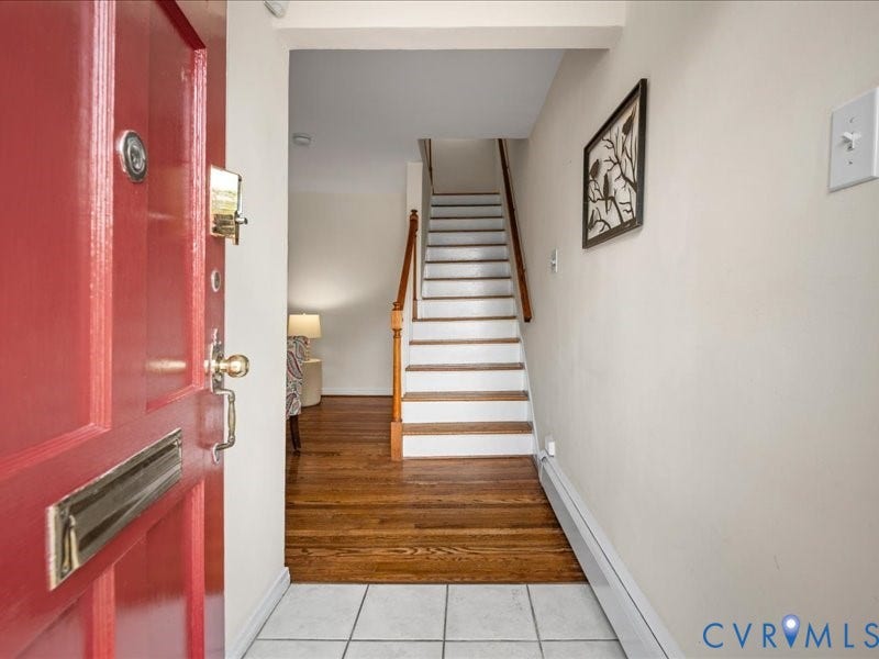 6219 Monument Avenue, St. Mary's Area, Richmond, VA 23226 Entry Foyer