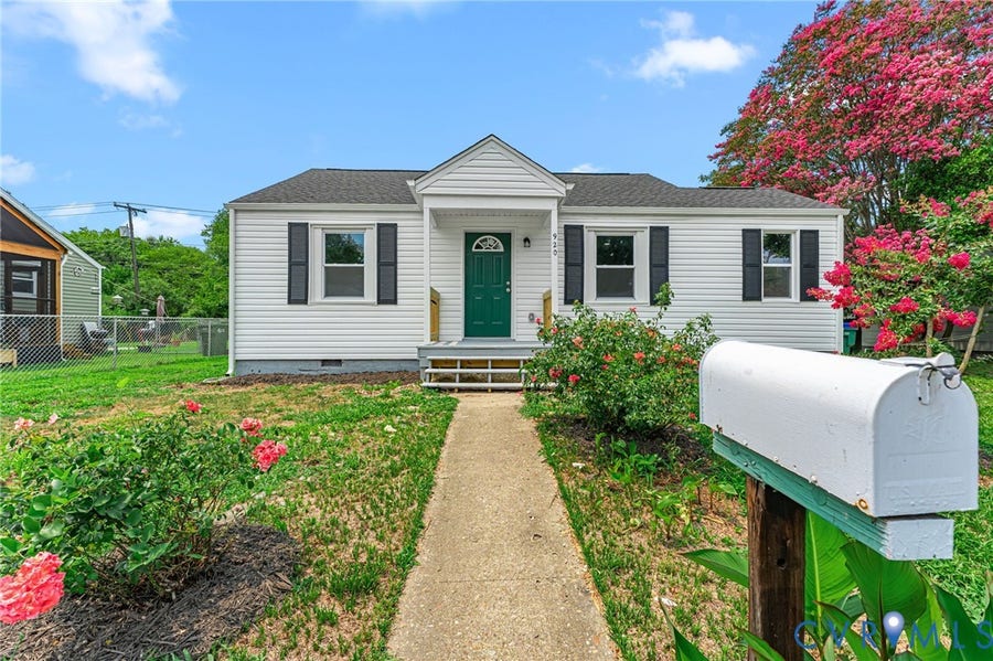 Property photo for 920 Hill Top Drive, Richmond, VA