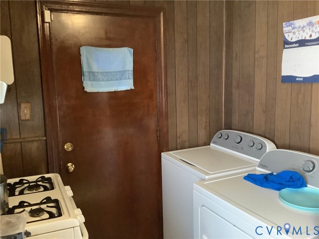 1014 Crafton Lane, Green Park, Richmond, VA 23222 Kitchen and Laundry