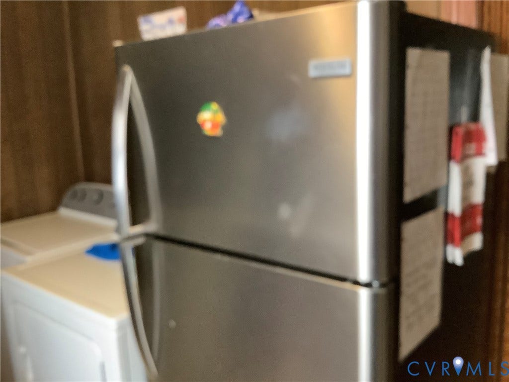 1014 Crafton Lane, Green Park, Richmond, VA 23222 Refrigerator