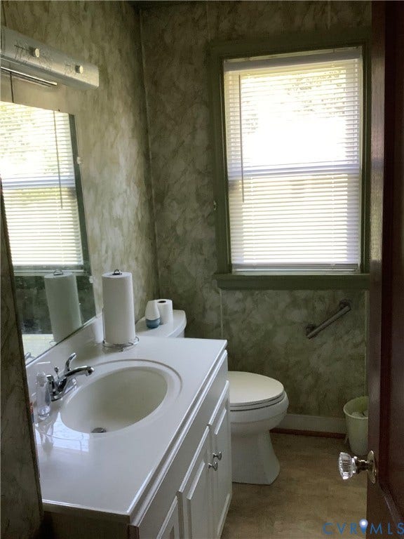 1014 Crafton Lane, Green Park, Richmond, VA 23222 Bathroom