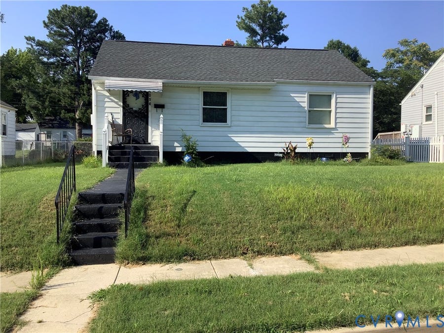 Property photo for 1014 Crafton Lane, Richmond, VA