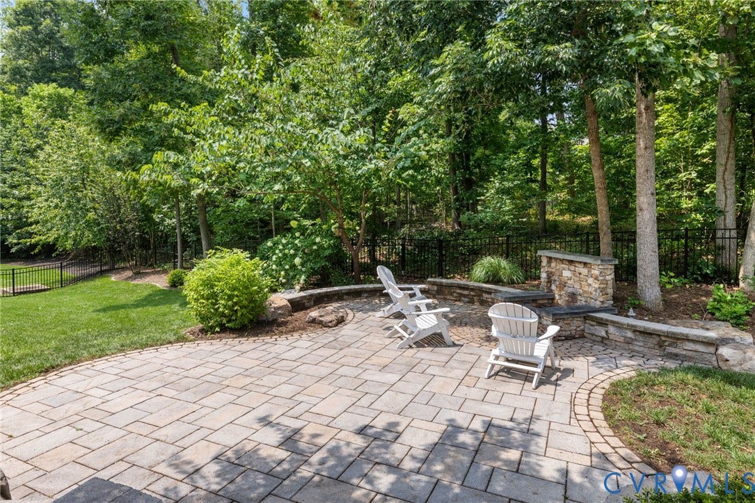 15918 Drumone Road, Hallsley, Midlothian, VA 23112 Patio terrace