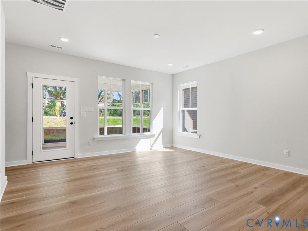 10302 Szalay Lane, #18-1, Ashland, VA 23005