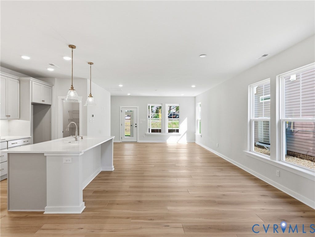 10302 Szalay Lane, #18-1, Ashland, VA 23005