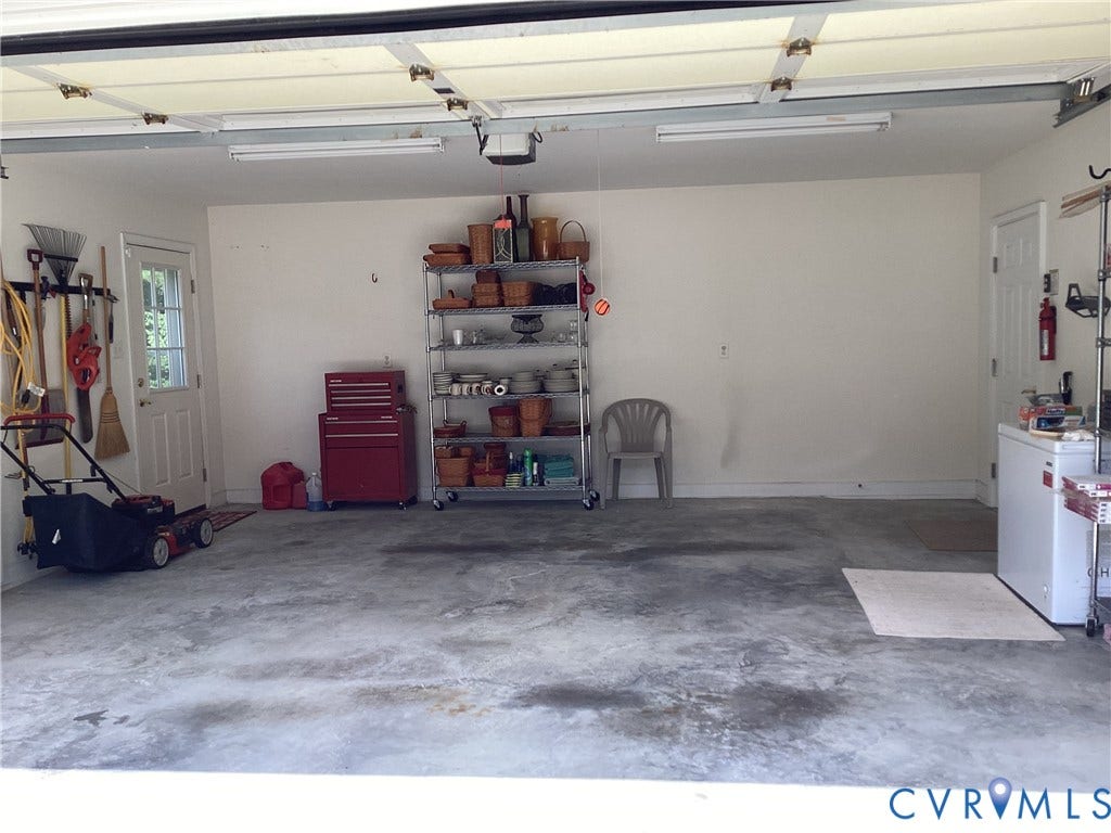 11611 Hillside Road, Chester, VA 23831 Interior garage