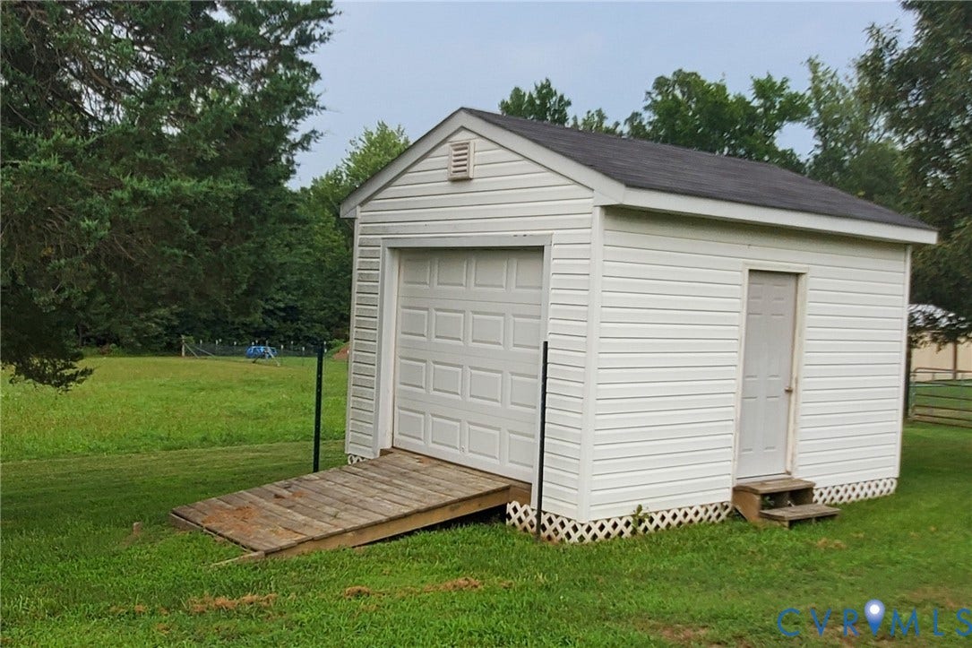 15861 Jefferson Highway, McQueen's Store, Bumpass, VA 23024