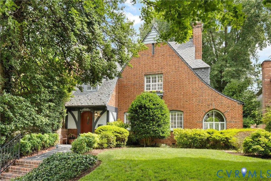 Property photo for 4232 Kingcrest Parkway, Richmond, VA