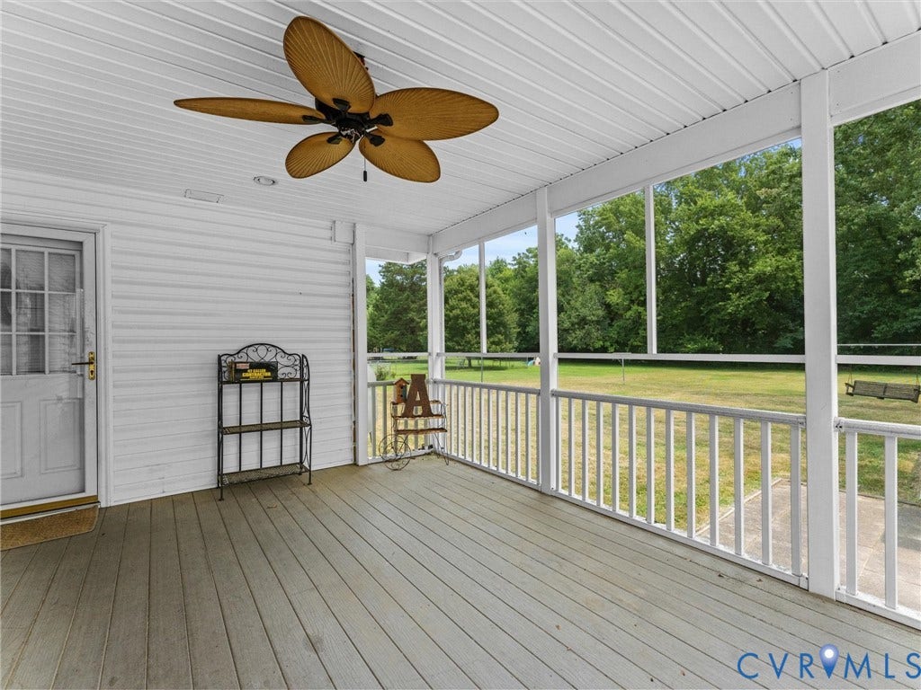 9633 Shamrock Drive, Centralia Gardens/Salem Woods, Chesterfield, VA 23237 Screened porch featuring a ceiling fan, white vinyl siding, and wood-finish flooring