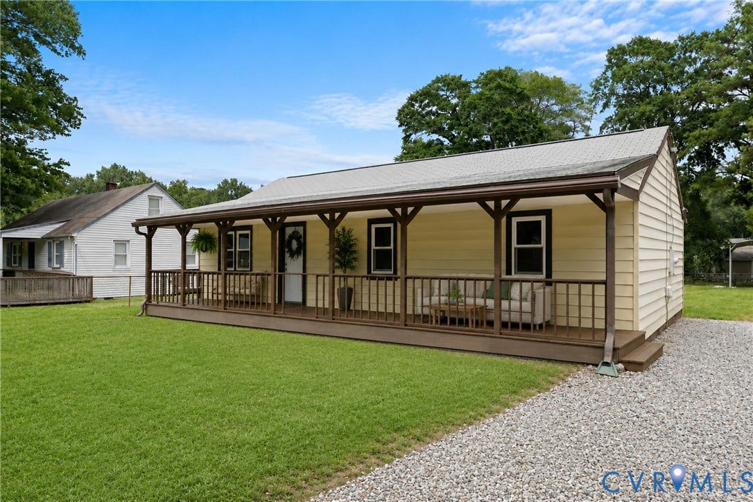 16105 Pauline AVE, Chester, VA 23831