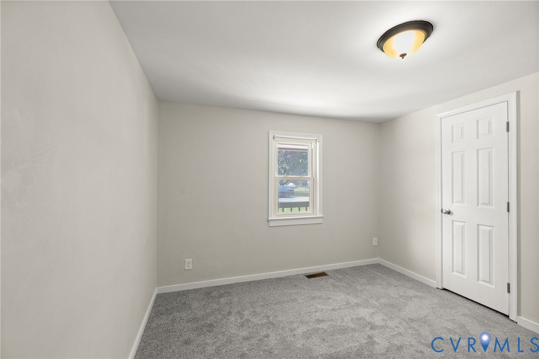 16105 Pauline AVE, Chester, VA 23831