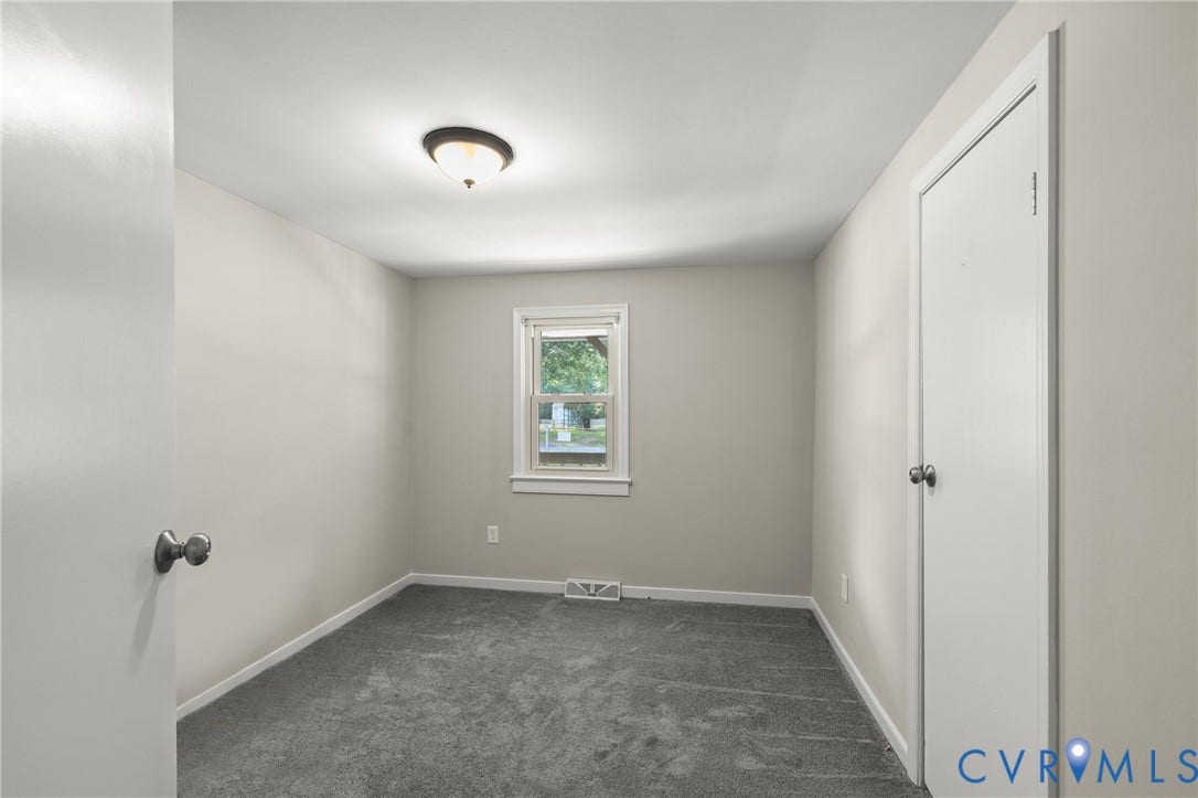 16105 Pauline AVE, Chester, VA 23831