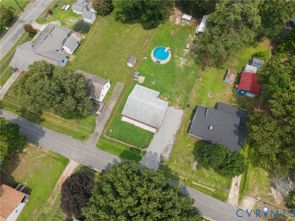 16105 Pauline AVE, Chester, VA 23831
