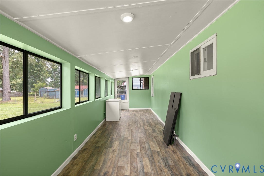 16105 Pauline AVE, Chester, VA 23831