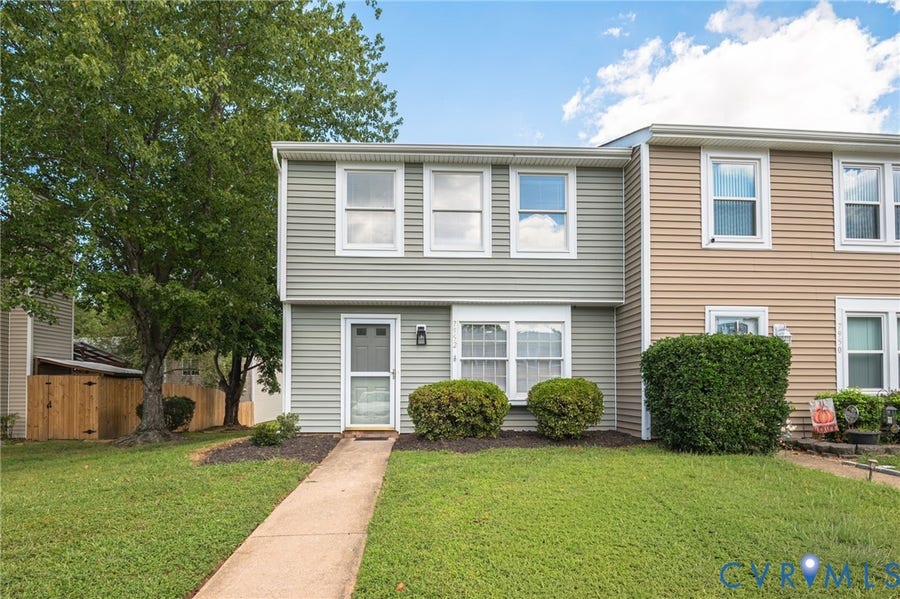 Property photo for 7952 Clovertree Court, #7952, North Chesterfield, VA