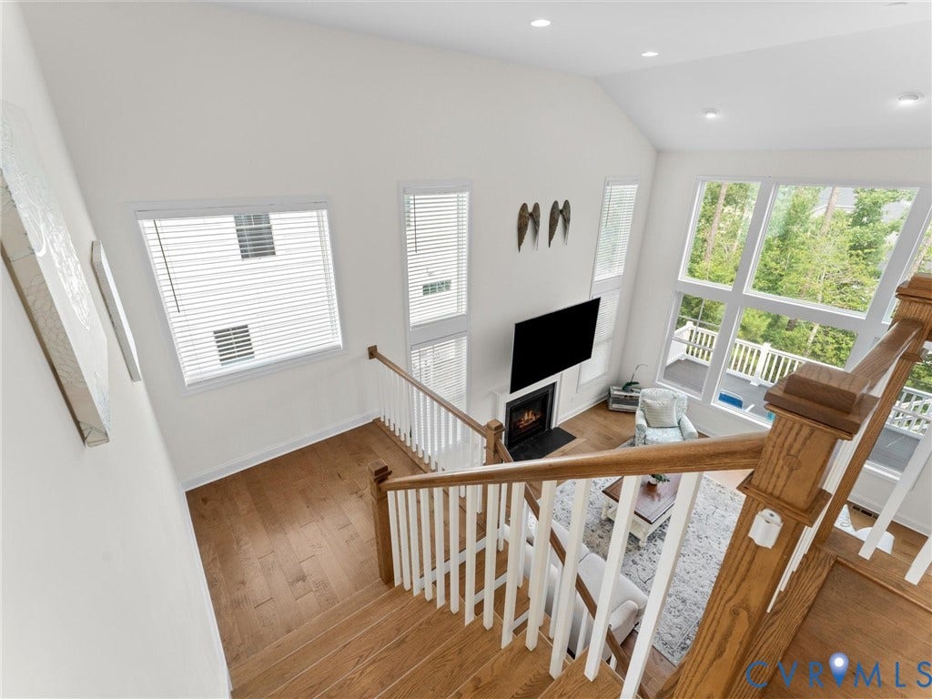 6642 Stonewolf Court, Moseley, VA 23120 Staircase to 2nd Floor