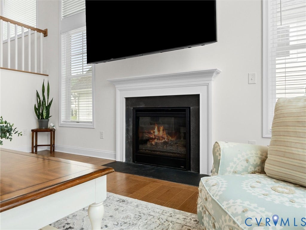 6642 Stonewolf Court, Moseley, VA 23120 Gas Fireplace in Family Room
