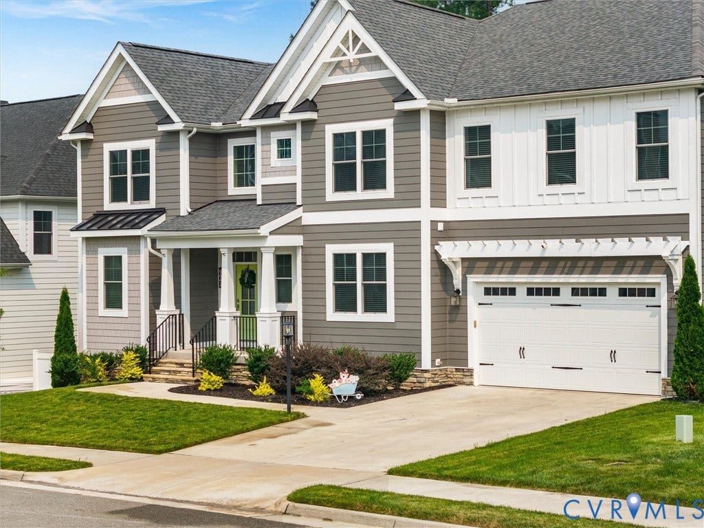 6642 Stonewolf Court, Moseley, VA 23120 2-story Attached garage includes a utility sink and extra storage space